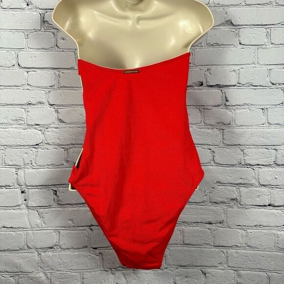 Alexandra Miro Bella Swimsuit Cut-Out Side Gold Heart Buttons Textured Red M NWT - Picture 5 of 10